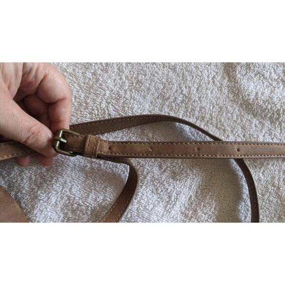 Vegan Leather Light Brown Small Crossbody Purse Zip Closure Adjustable Strap Y2K - Picture 6 of 11